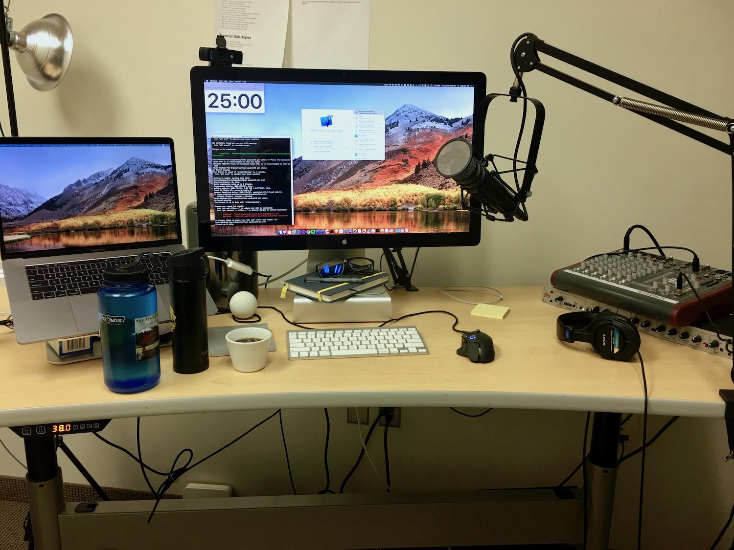 Standing-Desk-iOS-Developer-Mac